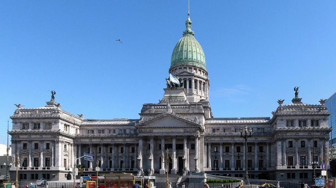 Fachada del Palacio del Congreso de la Nación Argentina, en Buenos Aires